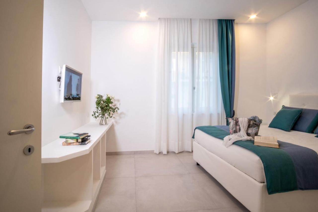 Leone Rosso Apartments ซอร์เรนโต ภายนอก รูปภาพ